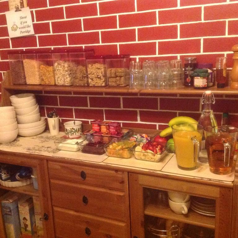 Dunroamin Bed And Breakfast อาวีมอร์ ภายนอก รูปภาพ