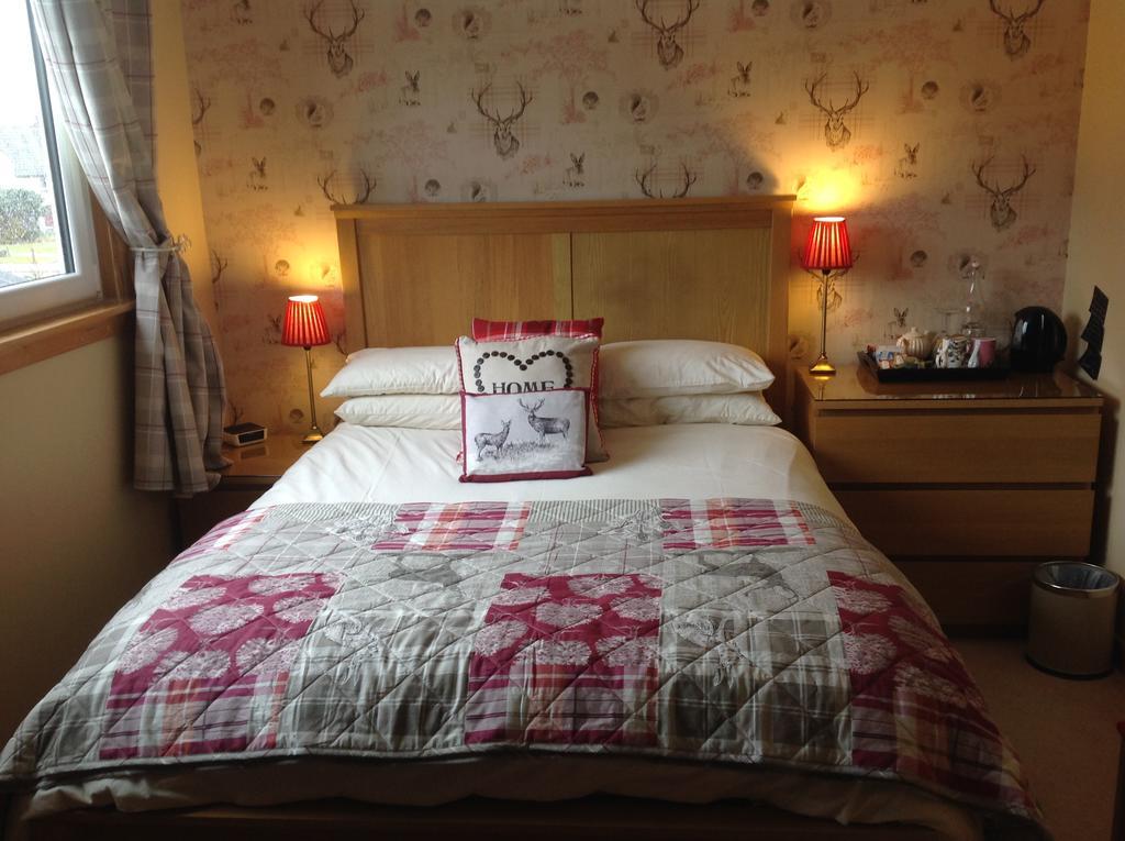 Dunroamin Bed And Breakfast อาวีมอร์ ภายนอก รูปภาพ