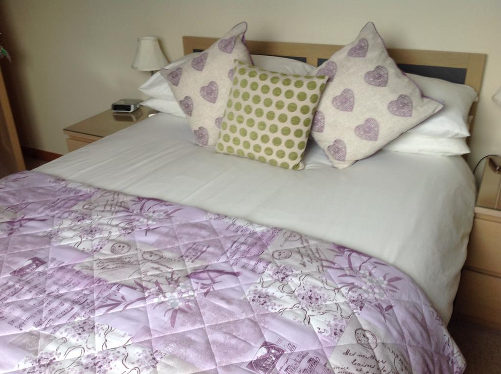 Dunroamin Bed And Breakfast อาวีมอร์ ภายนอก รูปภาพ