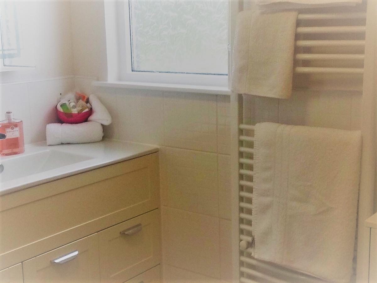 Dunroamin Bed And Breakfast อาวีมอร์ ภายนอก รูปภาพ